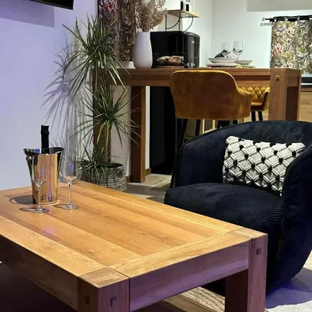 Nature Au Château Du Pré Neuf Сasa de vacaciones *